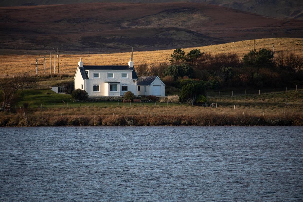 Vila Lochside Staffin Exteriér fotografie