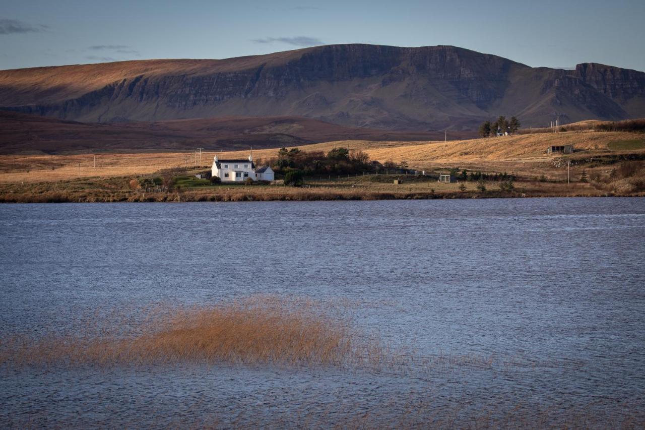 Vila Lochside Staffin Exteriér fotografie